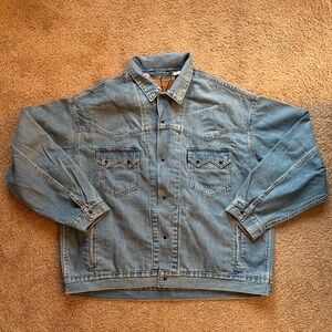 NWT Levi’s Western Trucker Jacket relaxed fit size L